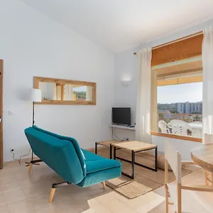 https://apartamentos-casa-marea-la-fosca-parking-y-piscina.topcostabravahotels.com