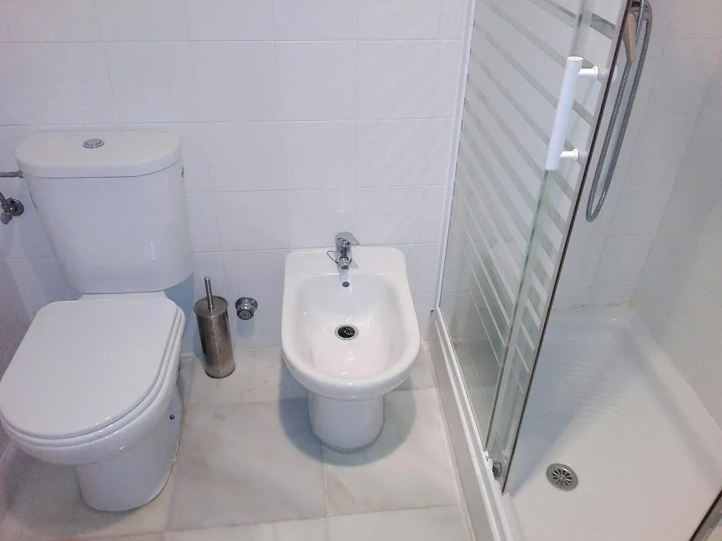 Centrico Apartamento Con Patio Privado Sevilla İspanya