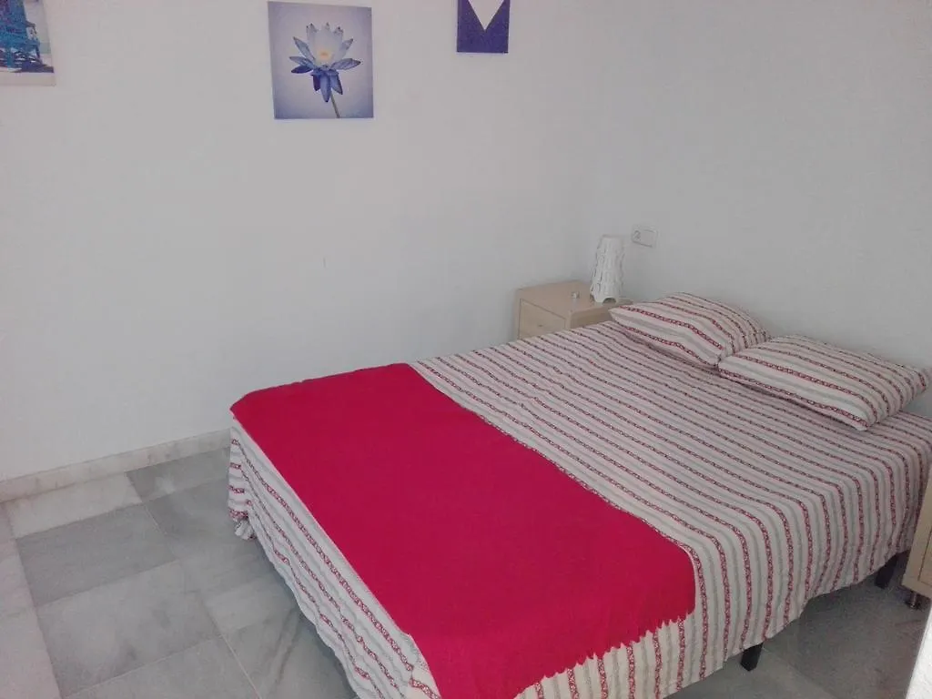 Centrico Apartamento Con Patio Privado Sevilla 0*,
